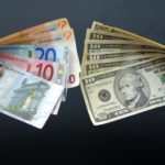 Особенности снятия долларов или другой валюты с карт Сбербанка Особенности снятия долларов или другой валюты с карт Сбербанка