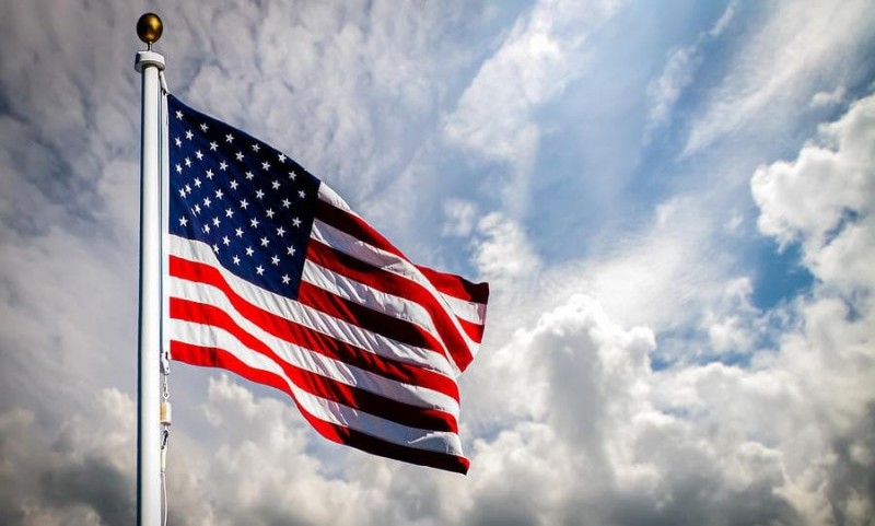Выгодные способы перевода средств из США в Россию на карту Сбербанка